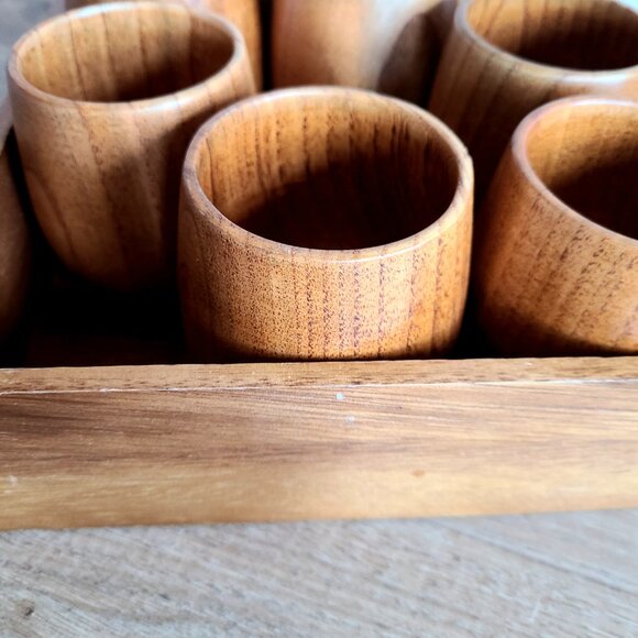 Set of 6 Vintage Handmade Wooden Cups on Tray. - Picture 2 of 8